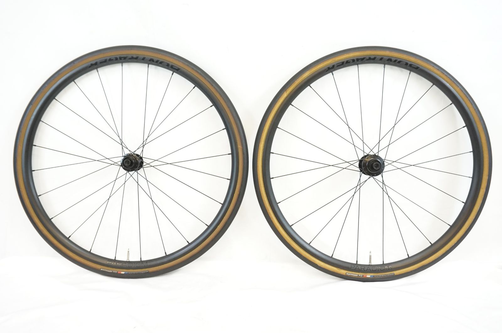 ★BONTRAGER PARADIGM SL DISKローター 40Cタイヤ付 ☆BONTRAGER PARADIGM SL DISKローター 40Cタイヤ付 BONTRAGER