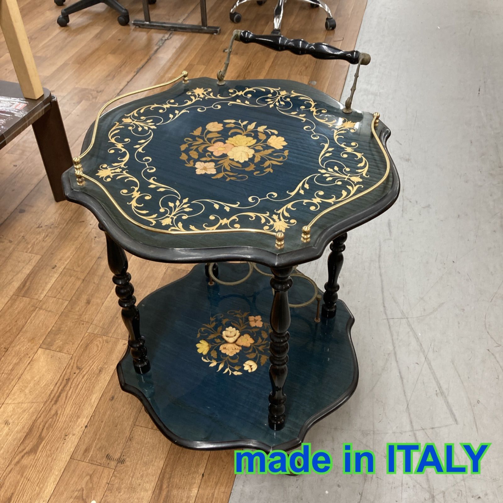 名古屋市近郊送料設置無料 S744 イタリア製 アンティークキッチンワゴン 象嵌細工