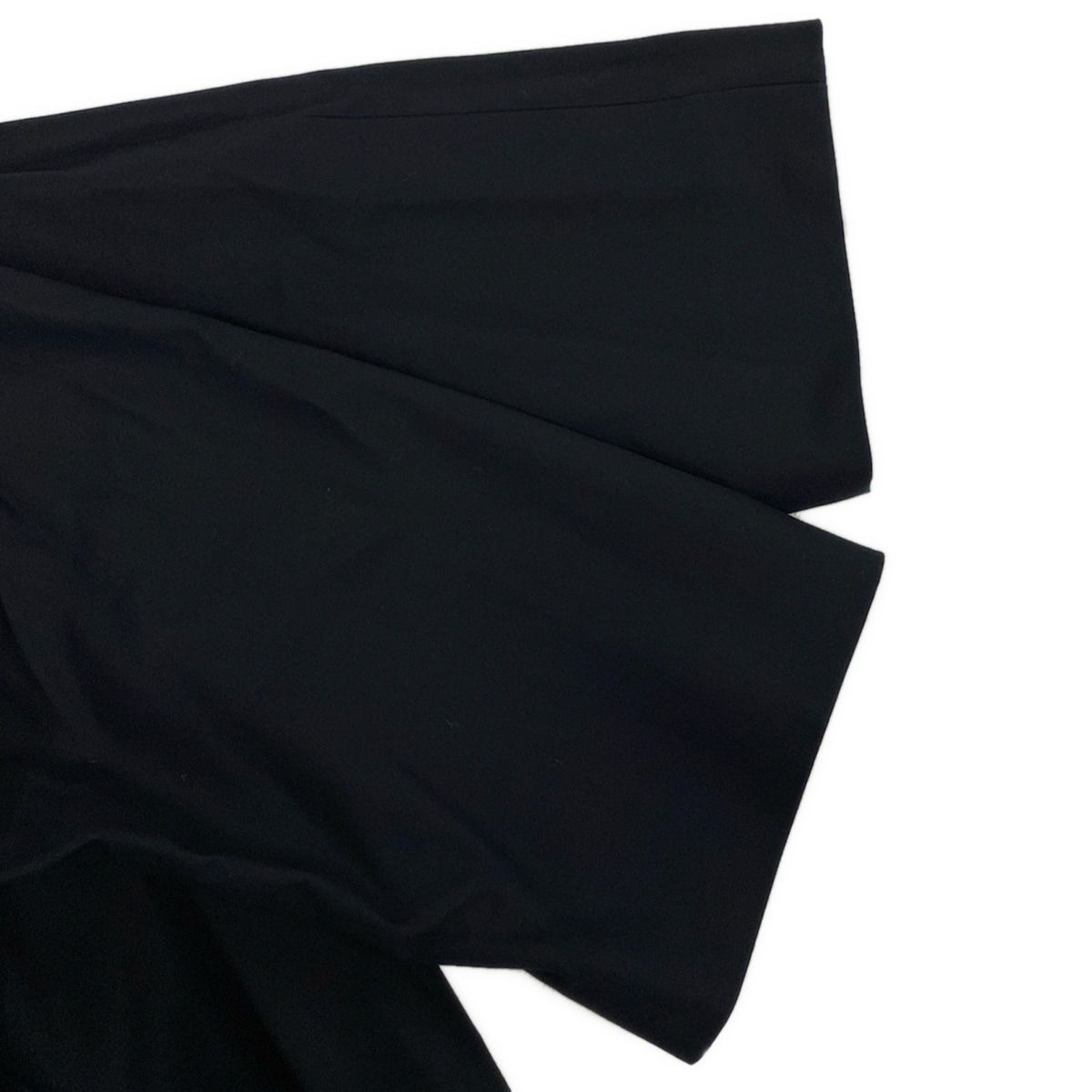 ダークネイビー