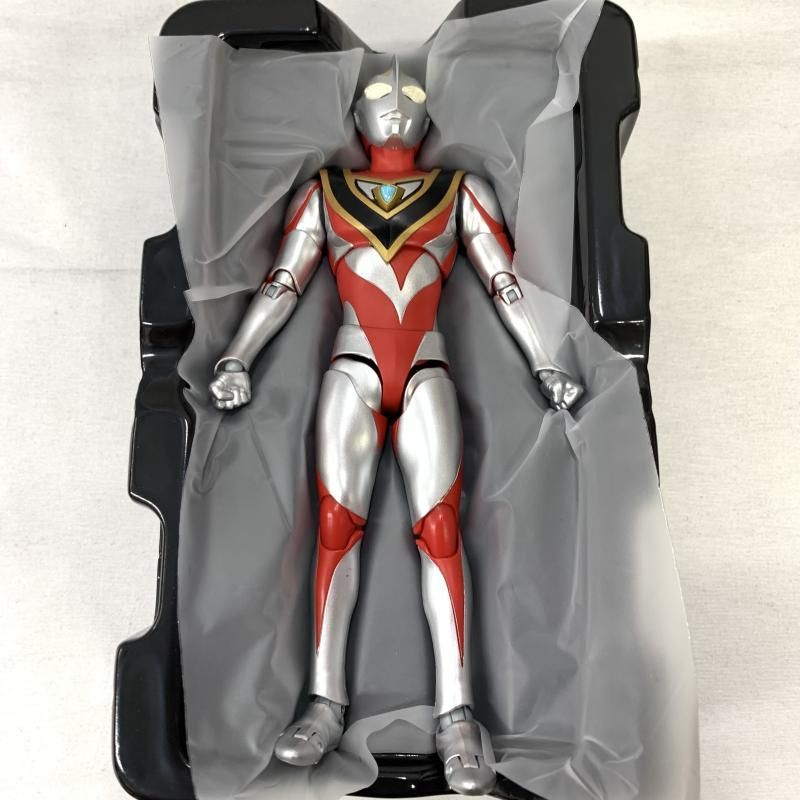 中古】開封)S.H.Figuarts(真骨彫製法) ウルトラマンガイア(V2