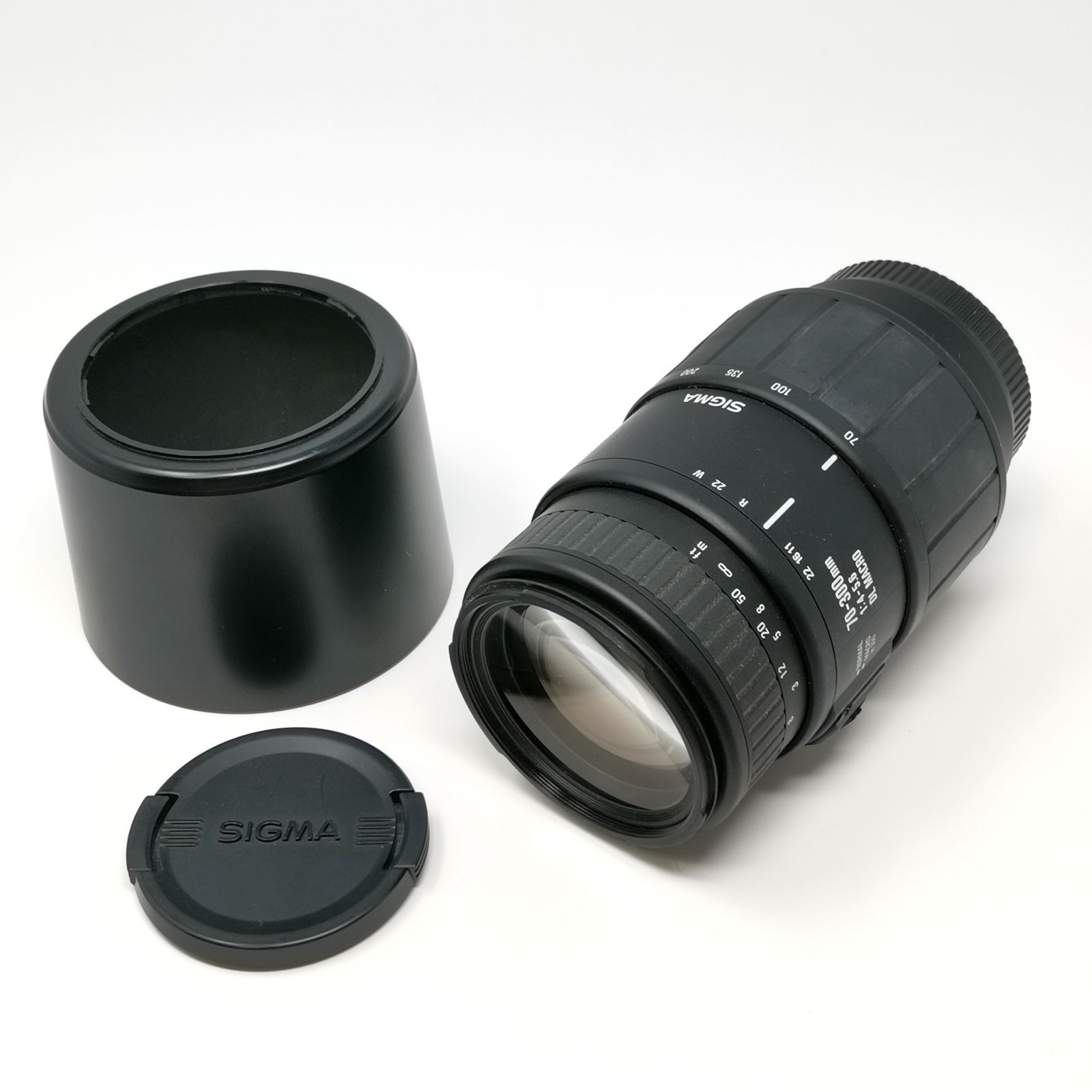 非常に有望な ミノルタ α 303si super sigma 28-80mm F3.5-5.6 Macro ズームレンズ 70-300mm 本体 レンズ2点 3点セット 電池ないため動作未 2CR5 レンズフードあり フィルムカメラ 管理番号ARCYKO2792