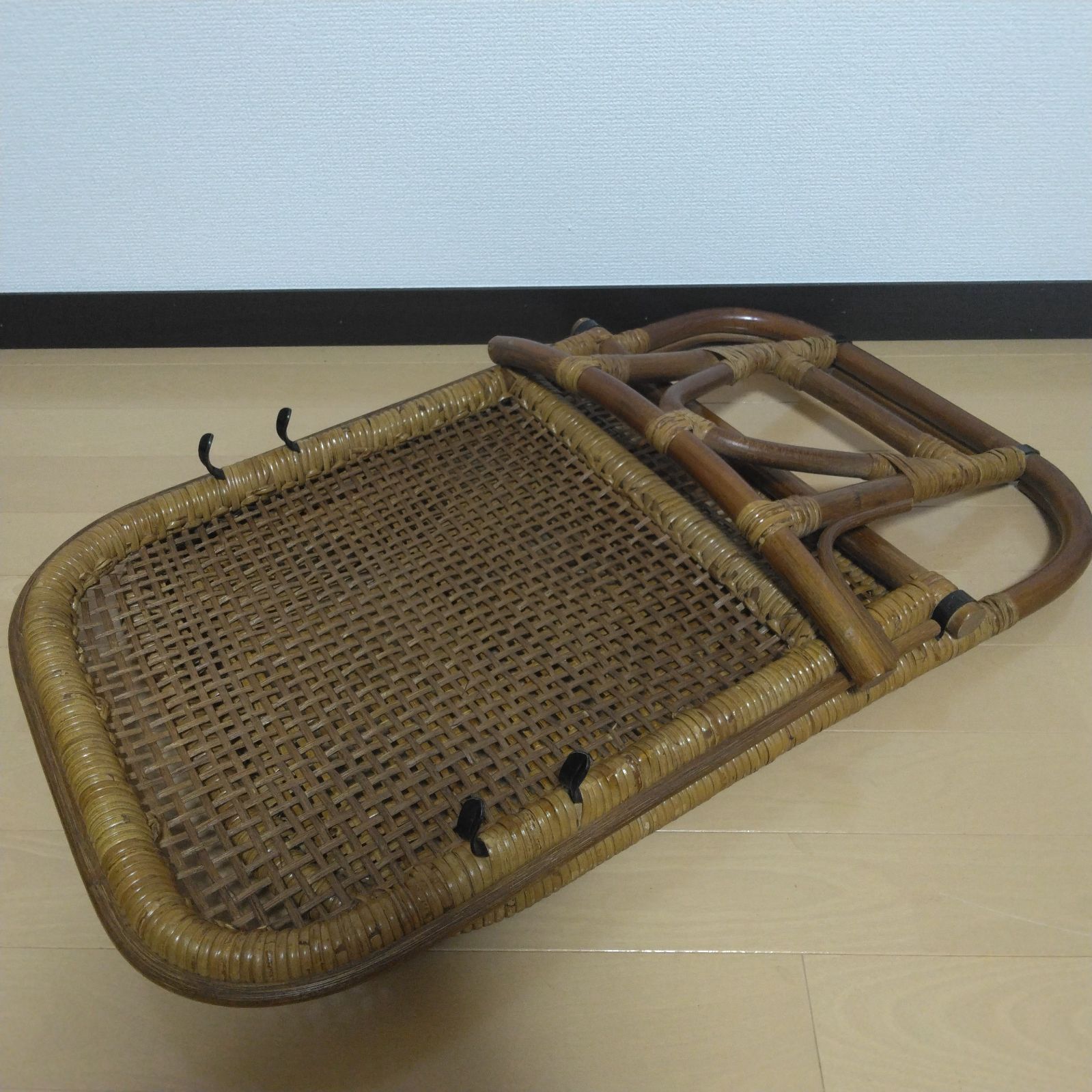 ラタン 座椅子