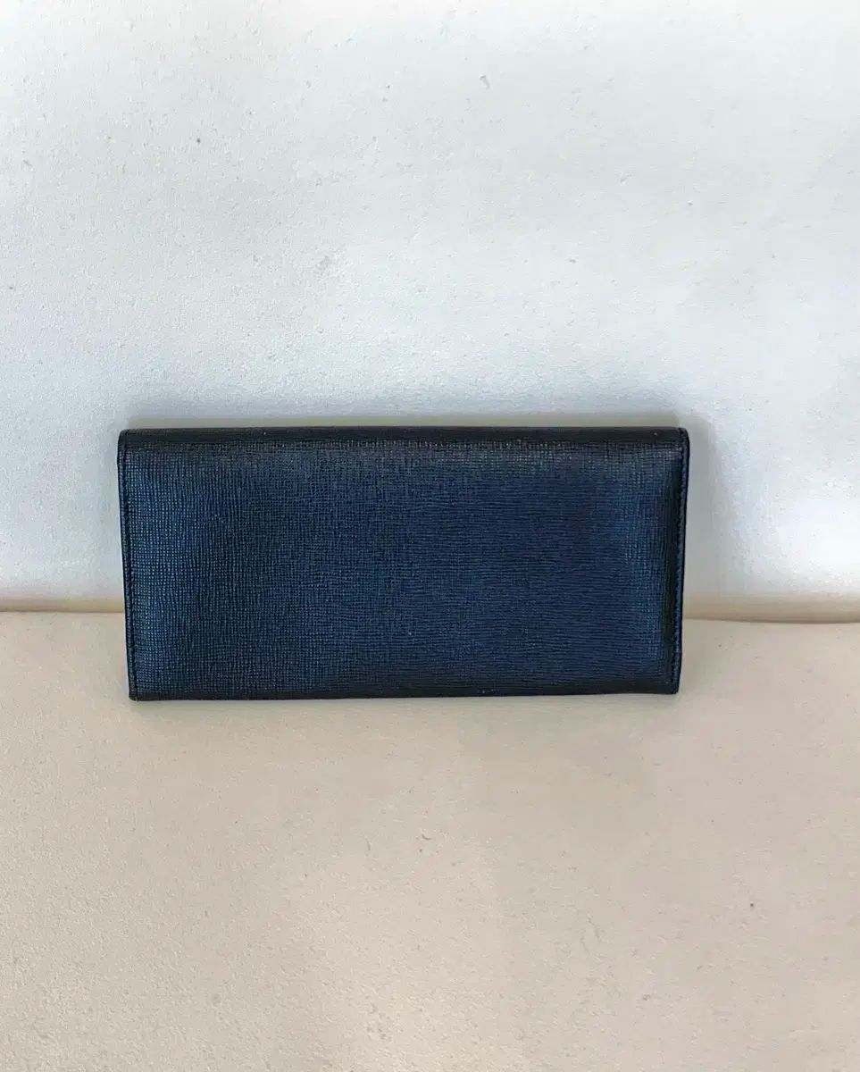 FENDI フェンディ