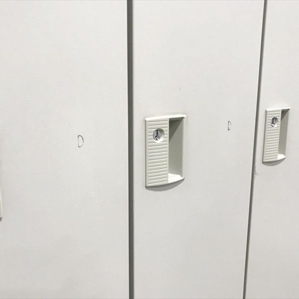 4人用ロッカー