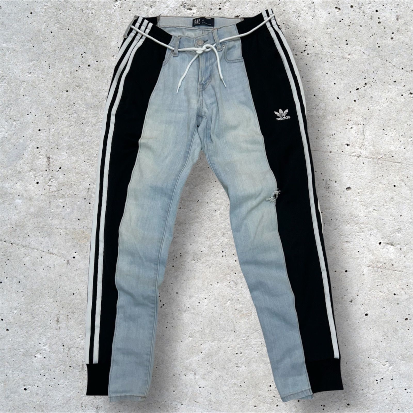 ADIDAS dokking remakeジャージ　リメイク adidas トラックパンツ デニムドッキング 再構築リメイク