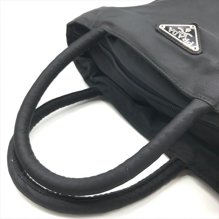 プラダ　ハンドバッグ　ミニボストンバッグ　三角ロゴプレート　テスートナイロン　黒 良品 PRADA プラダ 三角ロゴ プレート ナイロン テスート ミニ