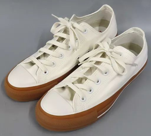 美品★コンバース 赤西仁コラボモデルスニーカー 24cm ホワイト 美品☆コンバース 赤西仁コラボモデルスニーカー 24cm ホワイト