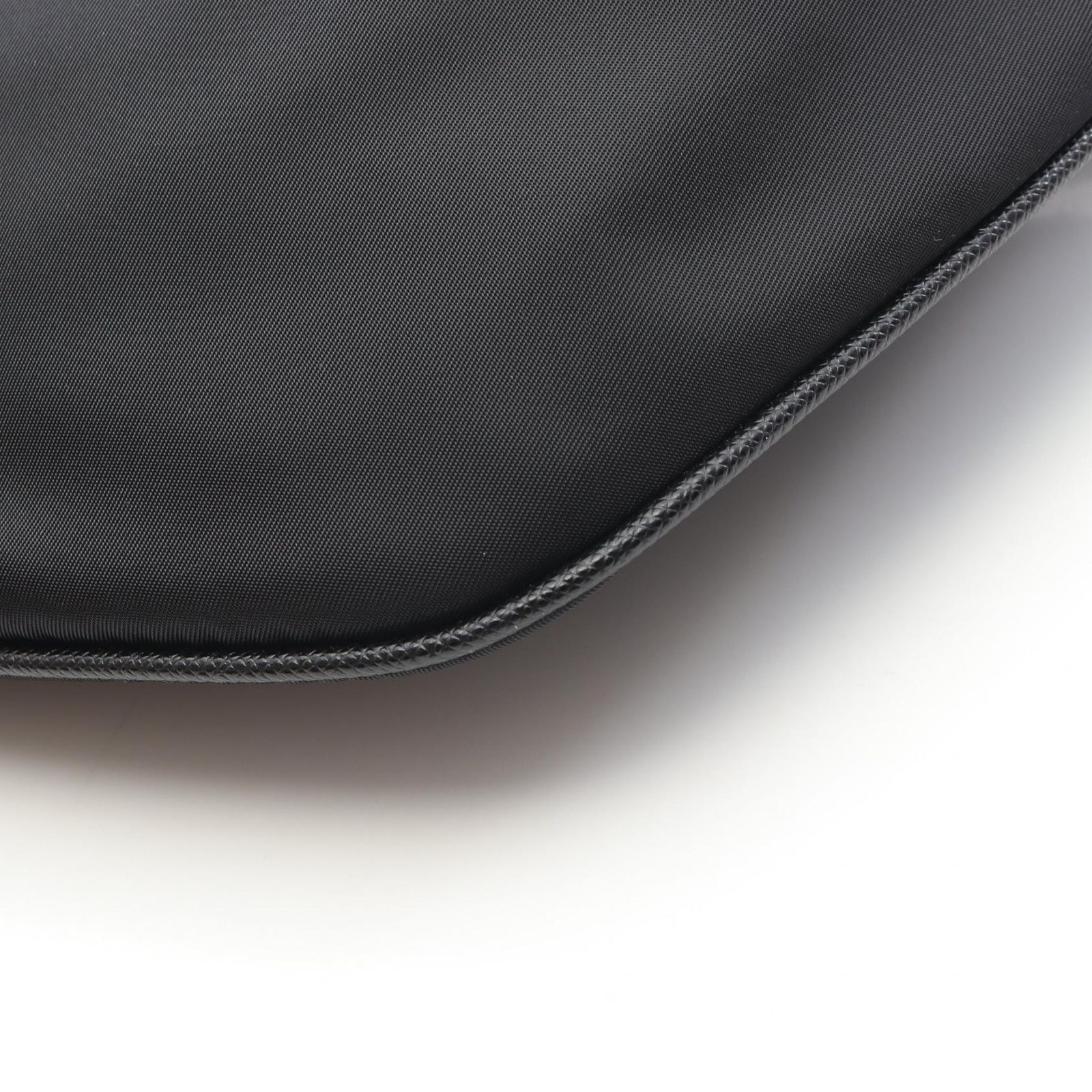 PRADA 2021年限定 Re-Nylon クロスボディバッグ ウエストバッグ プラダ PRADA ウエストバッグ ボディバッグ RE-NYLON TESSUTO+