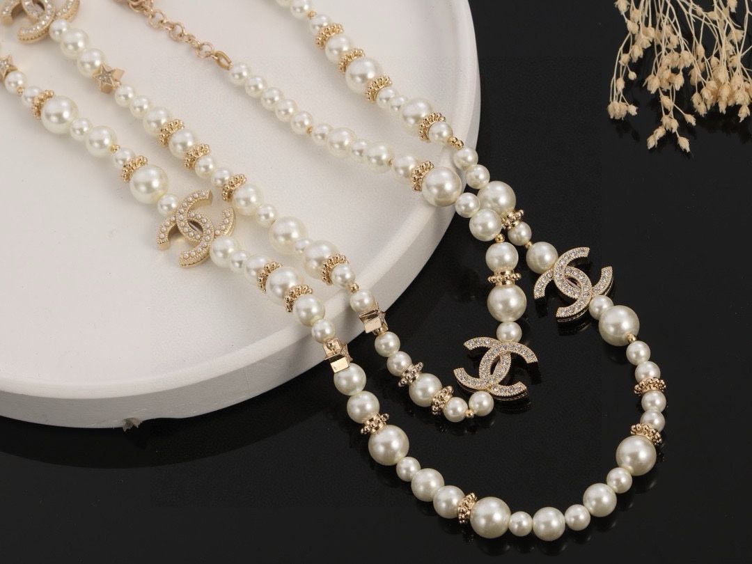 今日特価】Chanel シャネル ダブル C パールネックレス 最新