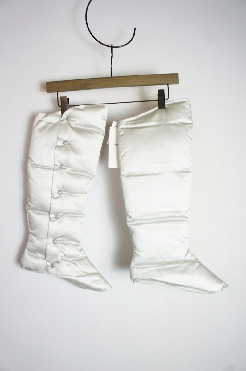 fumika uchida レッグウォーマー 新品21SA FUMIKA UCHIDAフミカウチダ FU-N-AC001 PADDING LEG COVERS