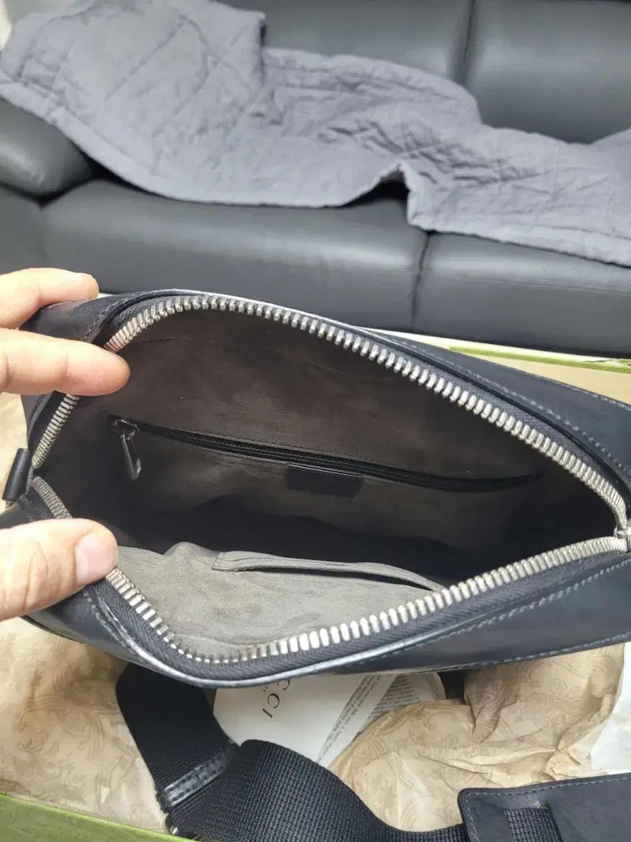 グッチ GG シュプリーム メッセンジャーバッグ