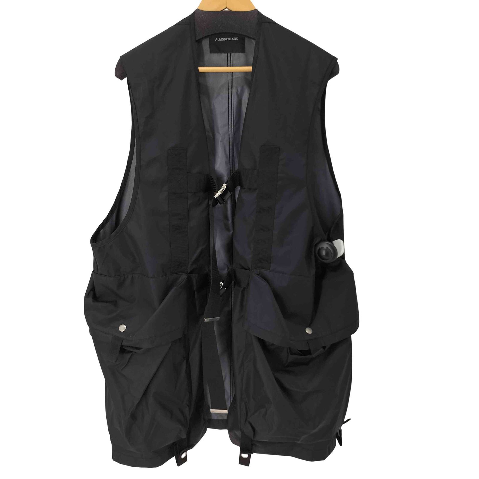 オールモストブラック ALMOSTBLACK マルチポケットナイロンベスト MILITARY VEST オーバーサイズ メンズ JPN：1