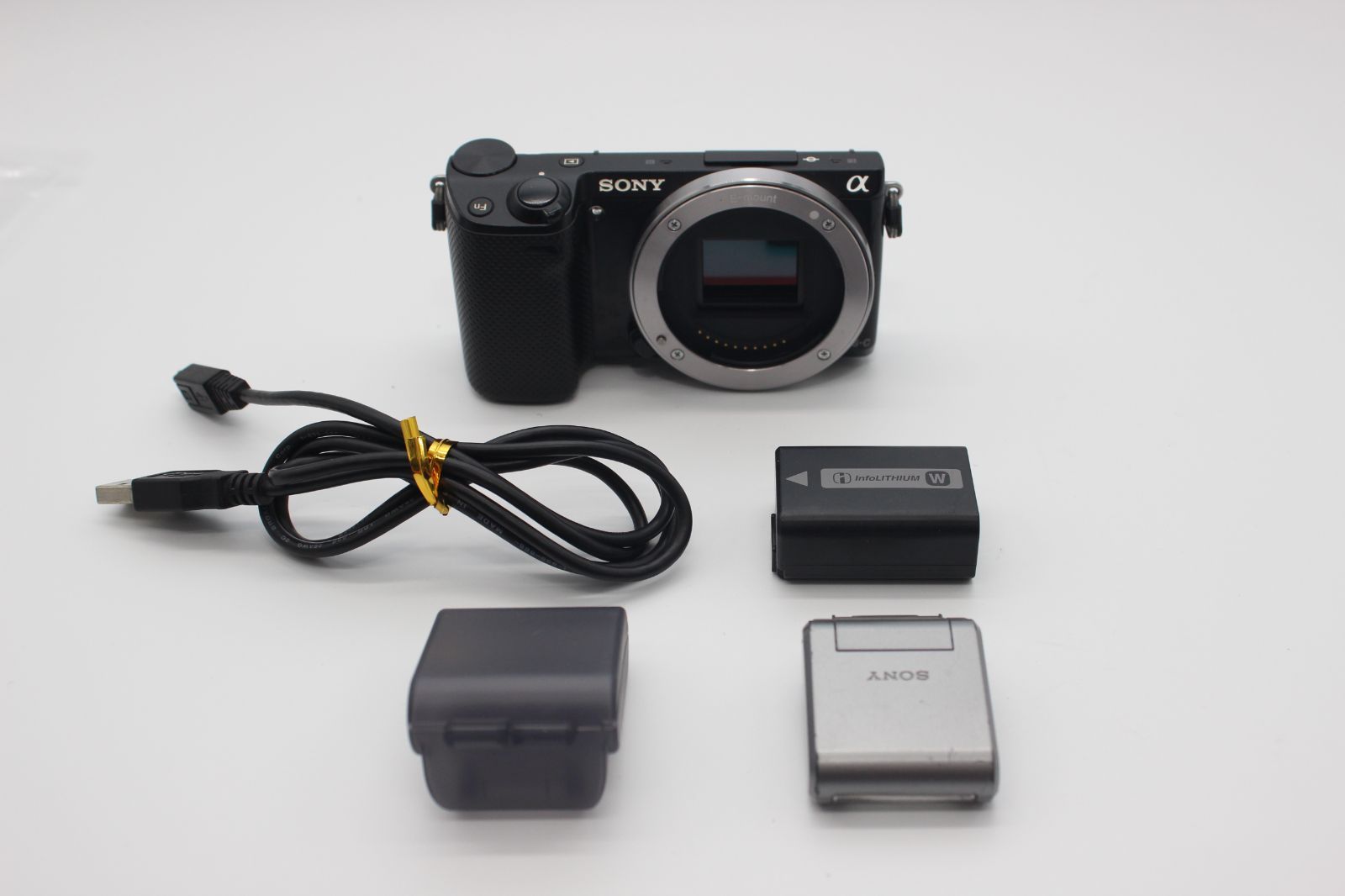 SONY NEX-5R ボディ AFレンズ付き 純正フラッシュ、バッテリー SONY NEX-5R ボディ AFレンズ付き 純正フラッシュ、バッテリー