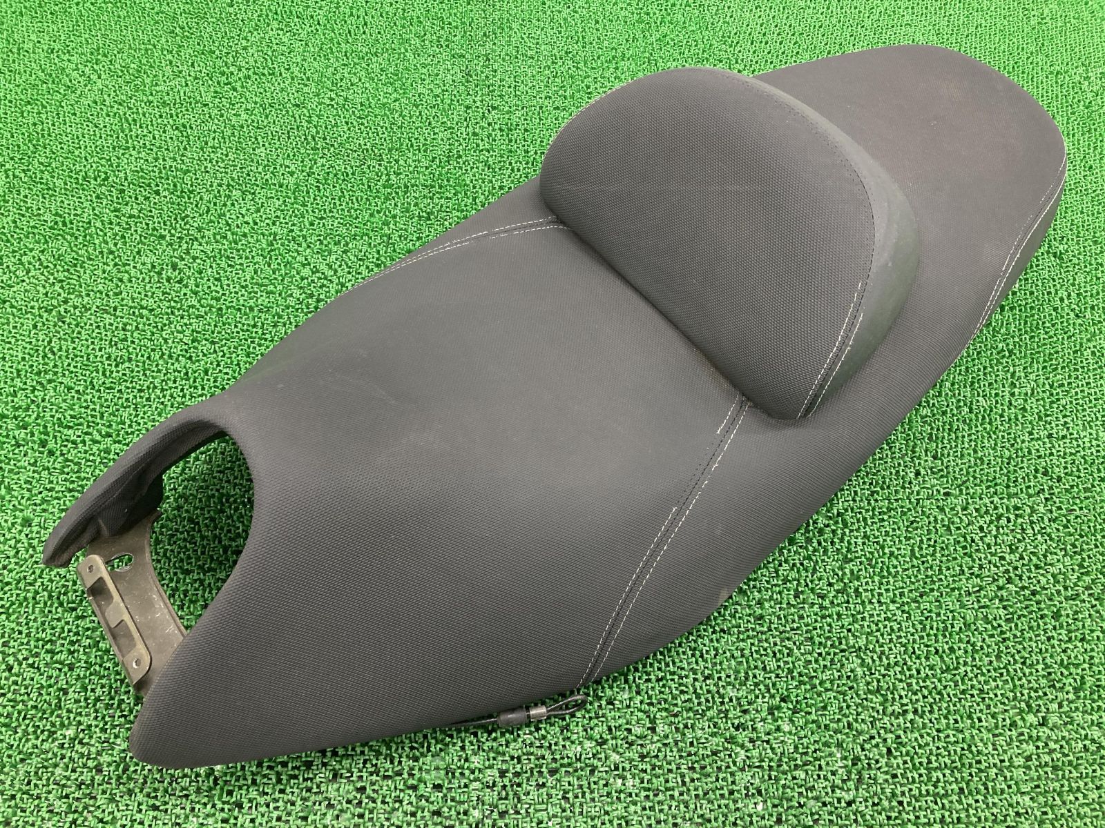 SEAT．JP 車・バイク・自転車 マジェスティ125 シート