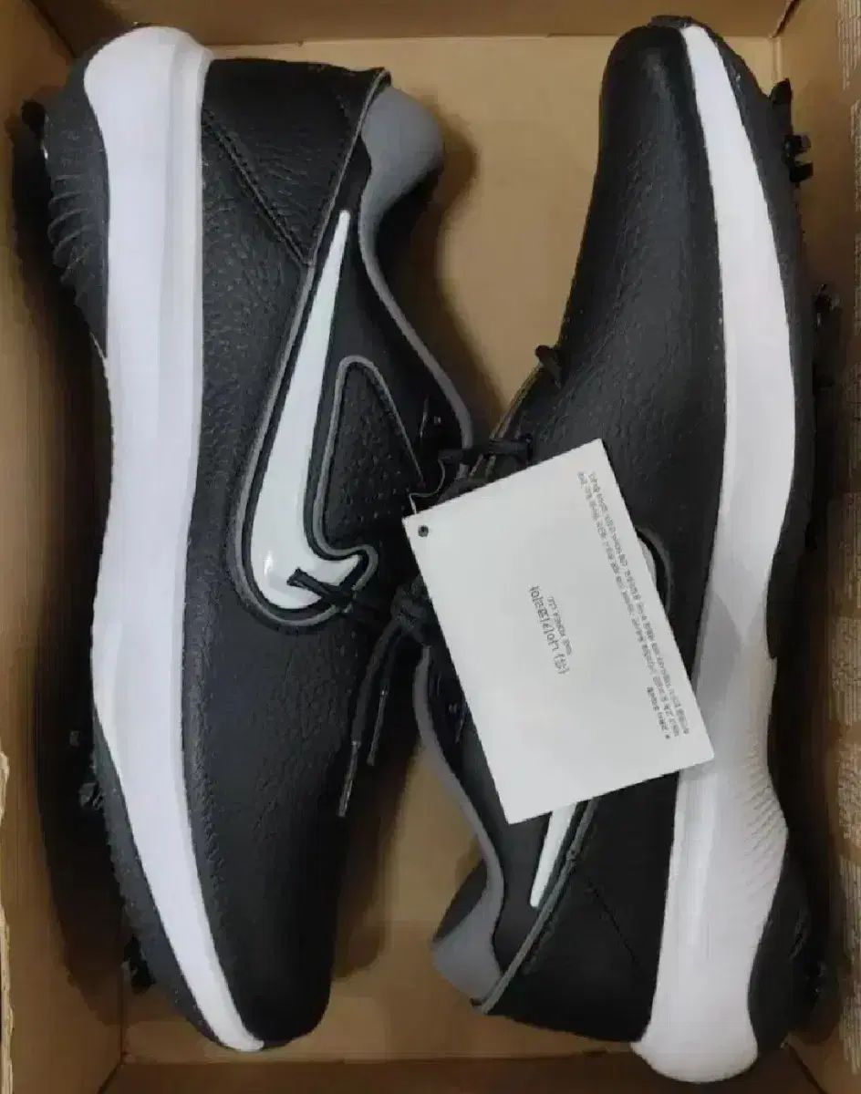 ナイキ 275 ゴルフシューズ ヴィクトリー プロ 3 DX9028 010