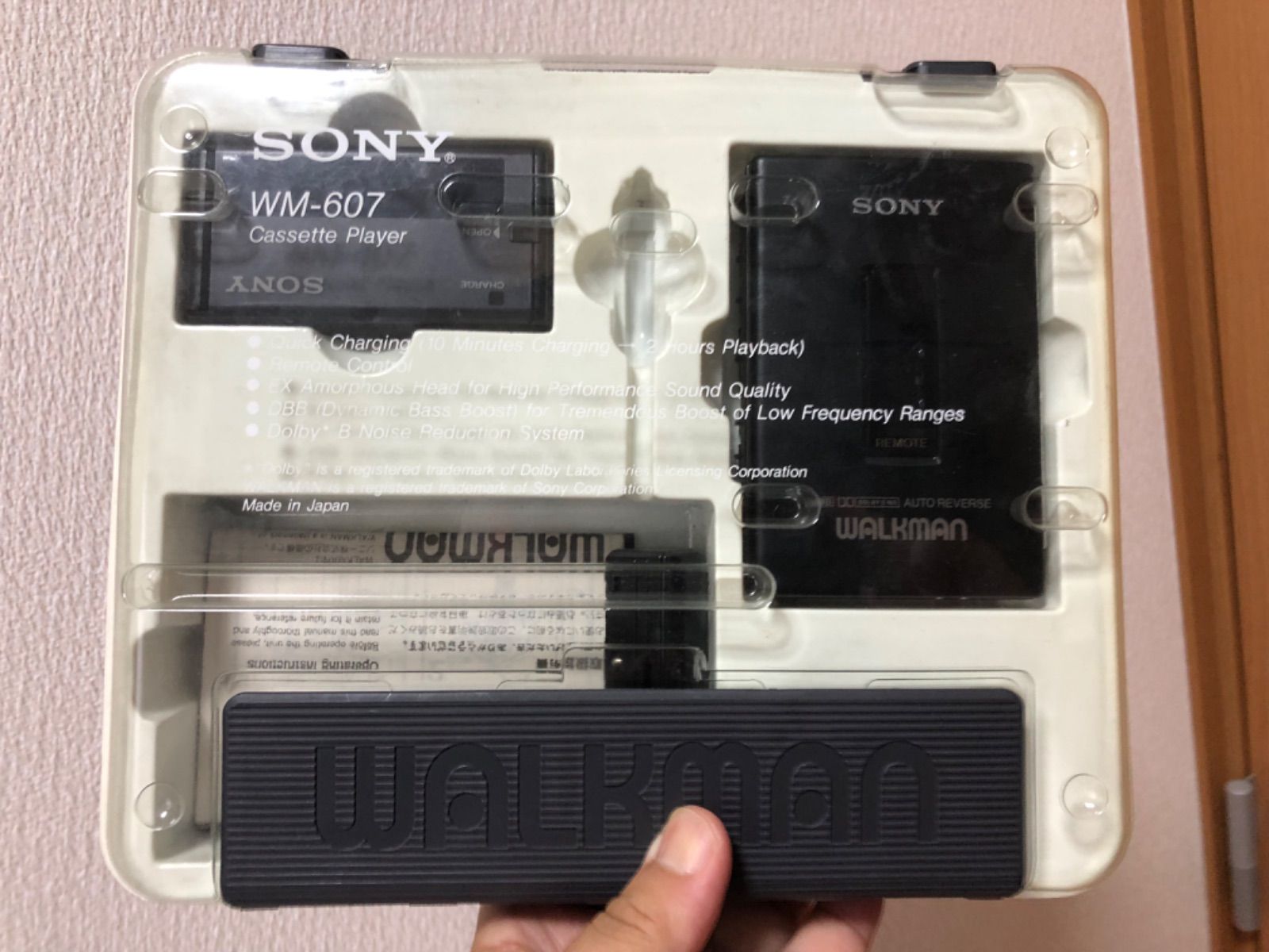 美品][美音][希少][整備品] SONY ウォークマン WM-607 電池ボックス付き