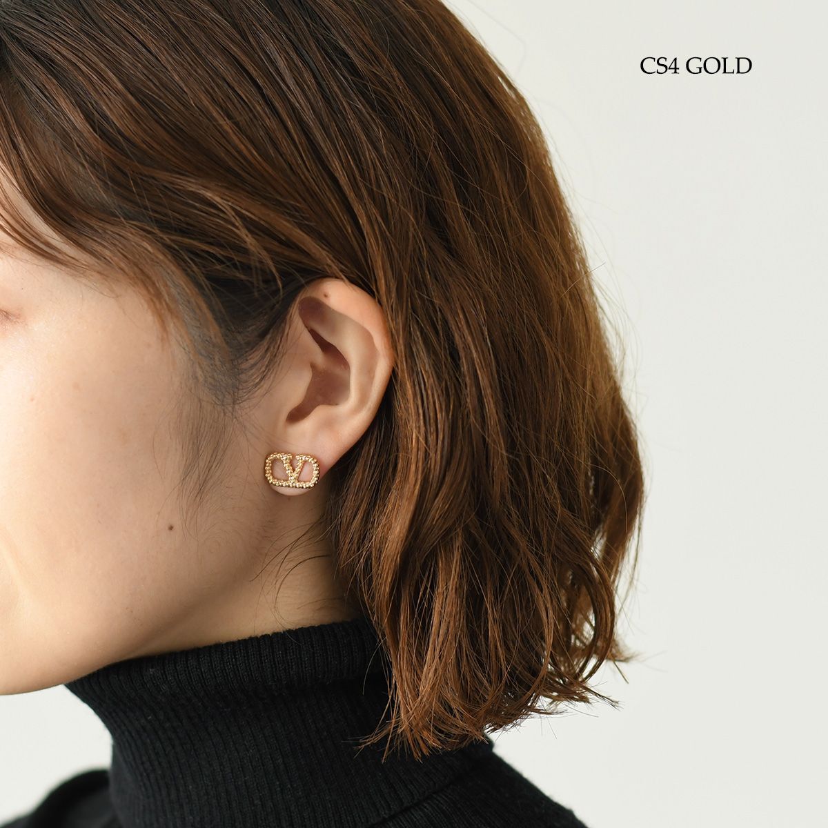 バレンティノ VALENTINO ミニ ロゴ ピアス. VALENTINO ヴァレンティノ バレンチノ アクセサリー Vロゴ ピアス