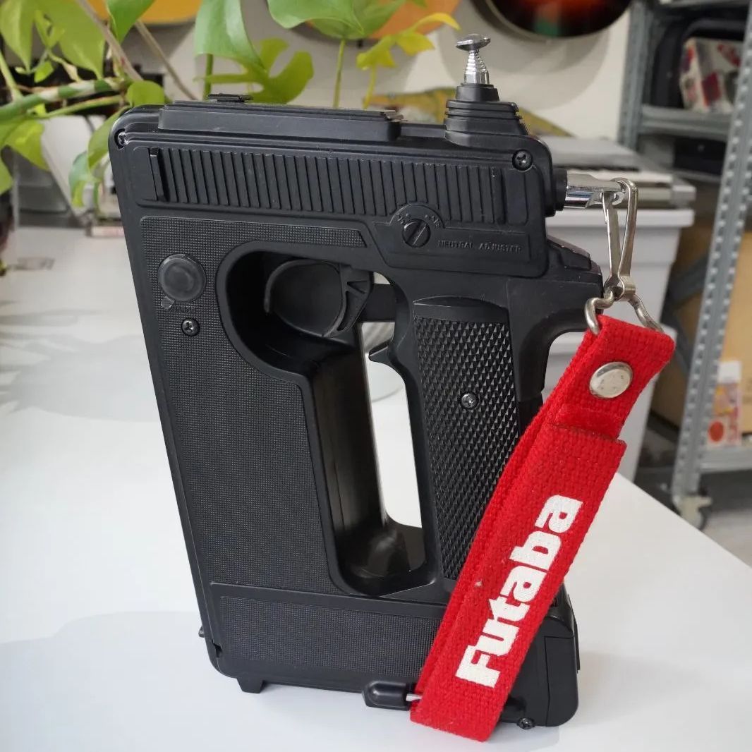 Futaba　デジタルプロポ　FP-2NL　ジャンク Futaba MEGATECH FM FP-T2PDF デジタルプロポ（送信機）日本製