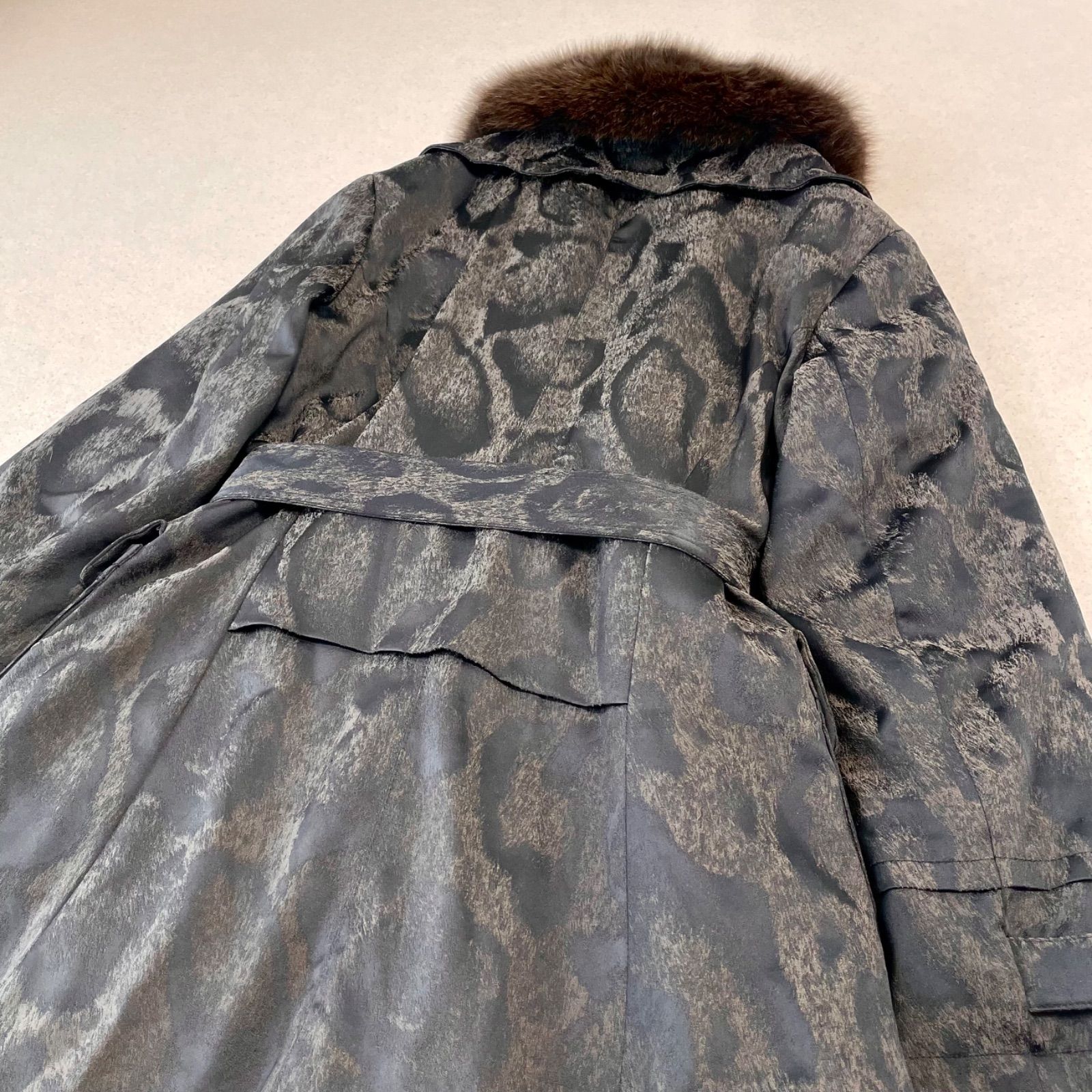 伊太利屋 イタリヤ ITALIYA 豹柄 レオパード Aライン ダウンライク中綿