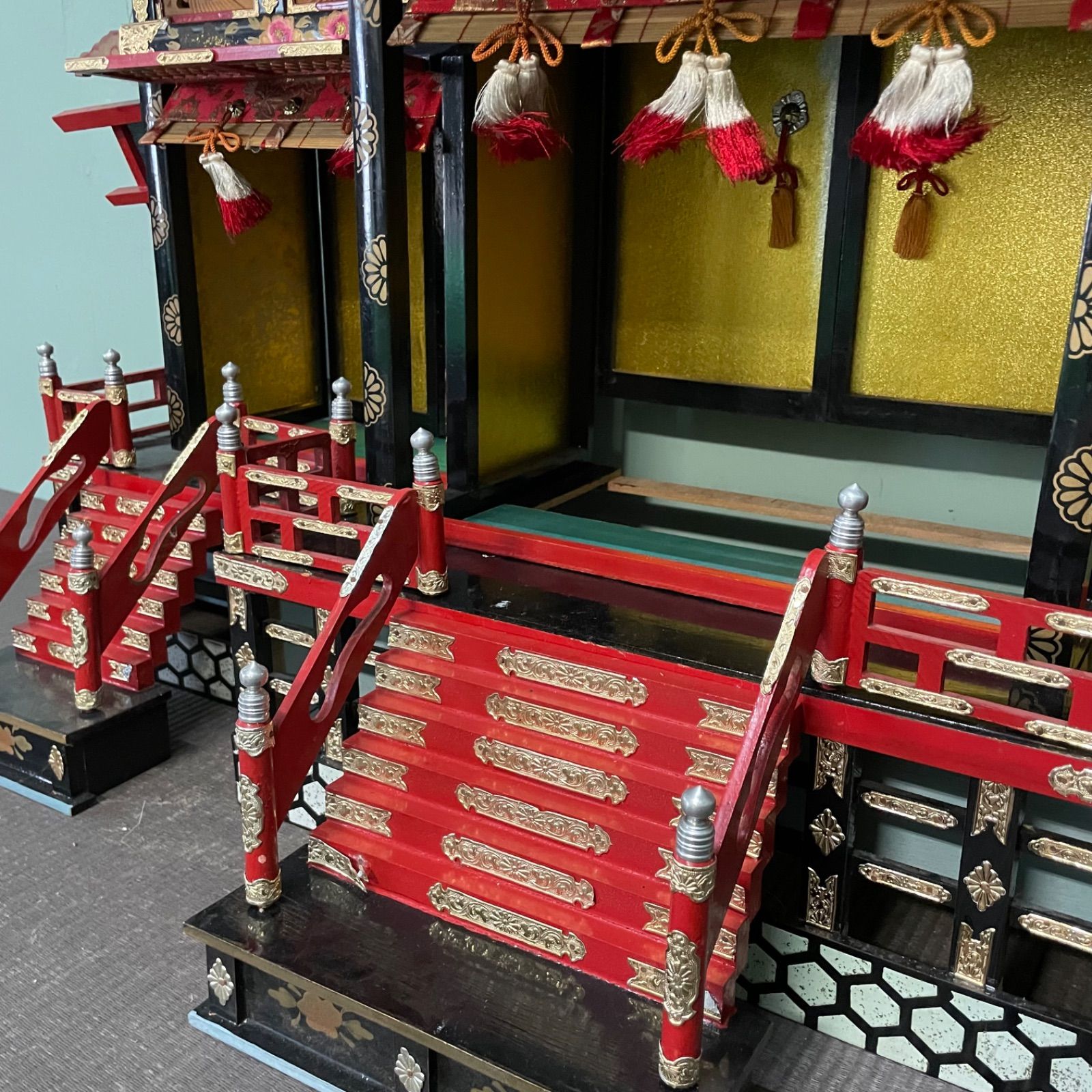 ♭ 豪華 大型 御殿 雛 雛御殿 御殿飾り ひな人形 時代雛 雛人形 三ツ屋