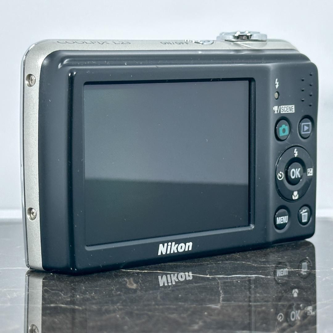 単3電池駆動 光学5倍ズーム