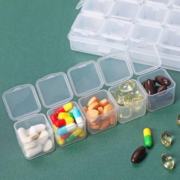 28ヶ所透明大容量! ピルケース 薬箱 薬ケース １ヶ月分 薬入れ 大容量 飲み忘れ 防止 薬 収納 薬収納 ピルケース 1週間 くすりケース 錠剤 ケース 収納ケース 密閉 旅行 耐湿 飲み忘れ防止 qz2543