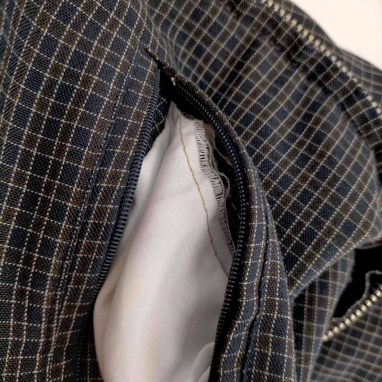 イヴ・サンローラン YVES SAINT LAUREN スイングトップ 95 YVES SAINT LAURENT イヴ・サンローラン アイコン 腕時計