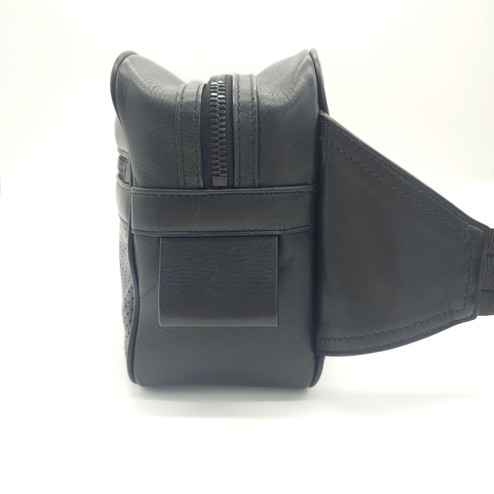 BOTTEGA VENETA ボッテガヴェネタ ボディバッグ カーフ レザー