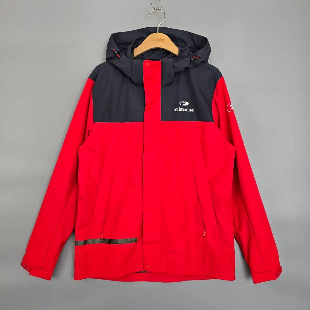 EIDER アイダー Eider 弁護人 ウィンドブレーカー 季節の変わり目 ジャケット レッド|ブラック L