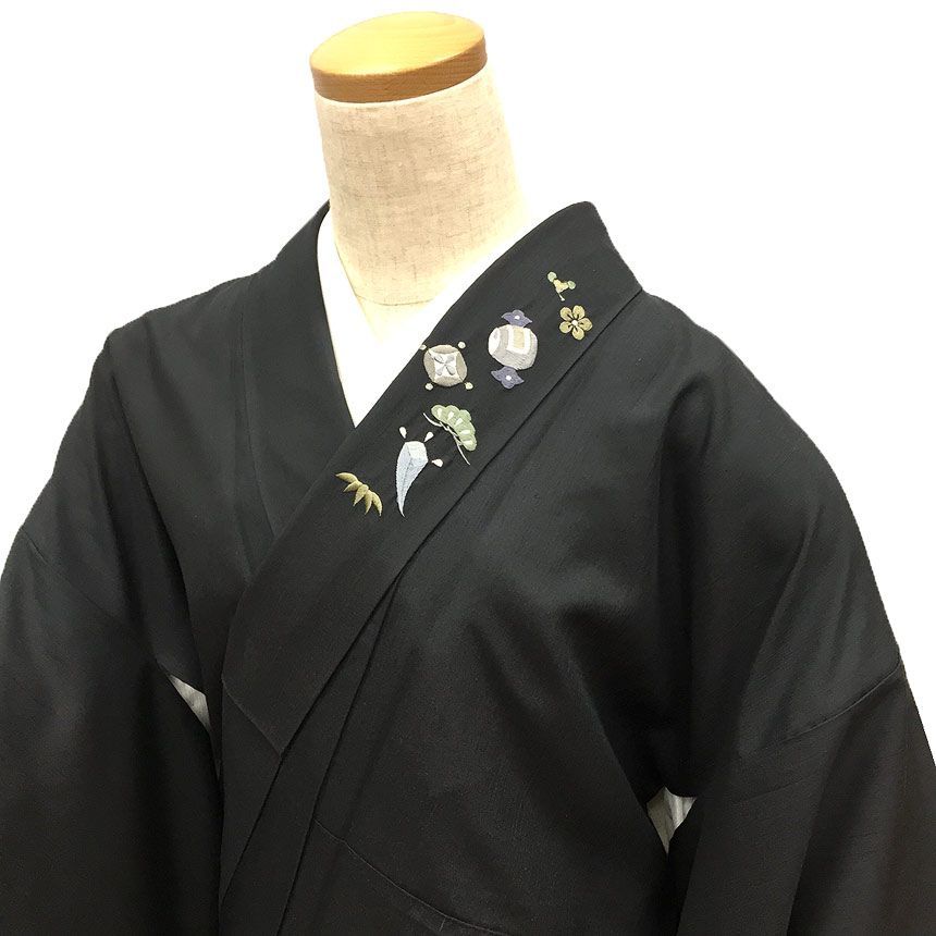 京やG081 正絹 黒の紬 紬の訪問着 付け下げ 洒落紬 刺繍