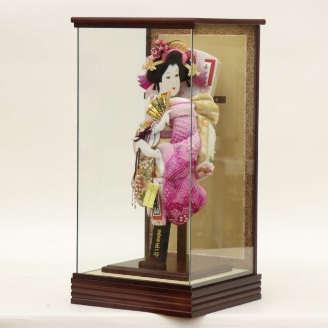 羽子板 ケース飾り さな 15号 高さ61cm 正絹刺繍四季ぼかし 匠一