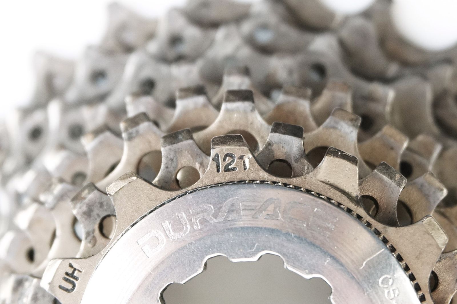 SHIMANO 「シマノ」 DURA-ACE CS-7700 12-23T スプロケット