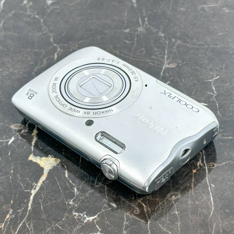 Nikon COOLPIX A300 シルバー ニコン クールピクス デジタル