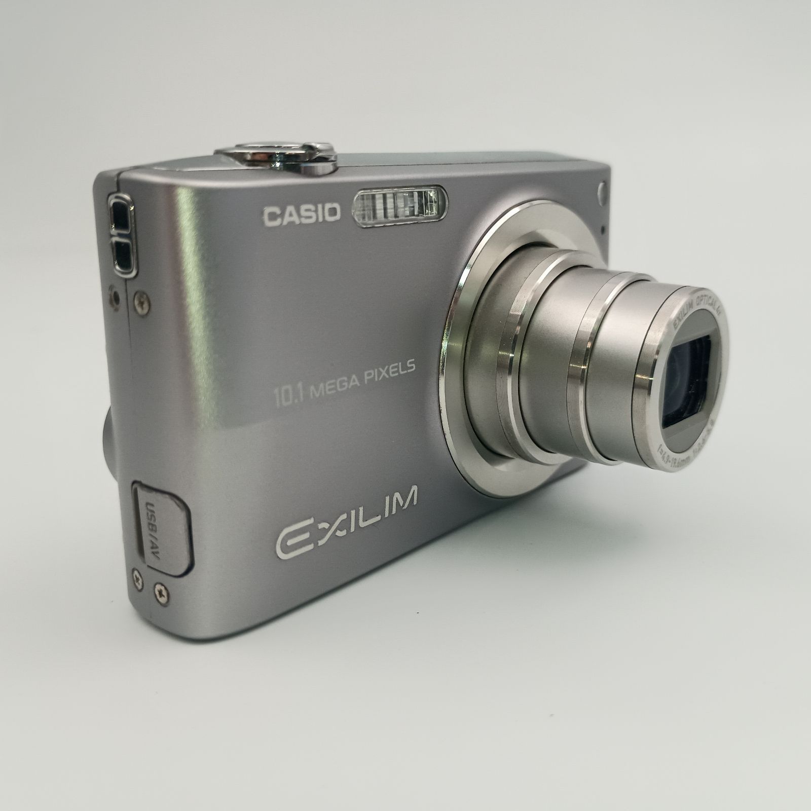 CASIO EXILIM EX-Z200 Compact DIGITAL Camera SILVER シルバー