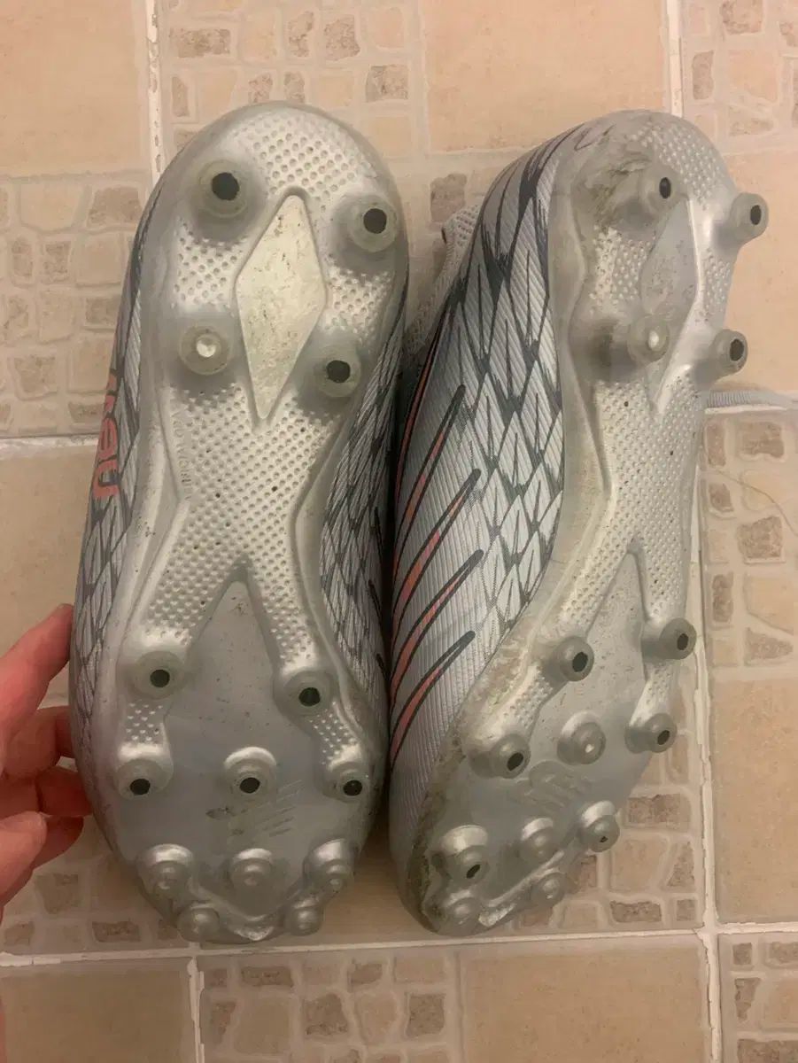 New Balance(ニューバランス) フューロン ag 275 FURON ELITE FG V8