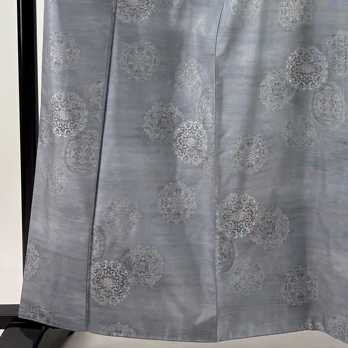 紬 身丈162cm 裄丈64.5cm M 袷 華文 青灰色 正絹 秀品