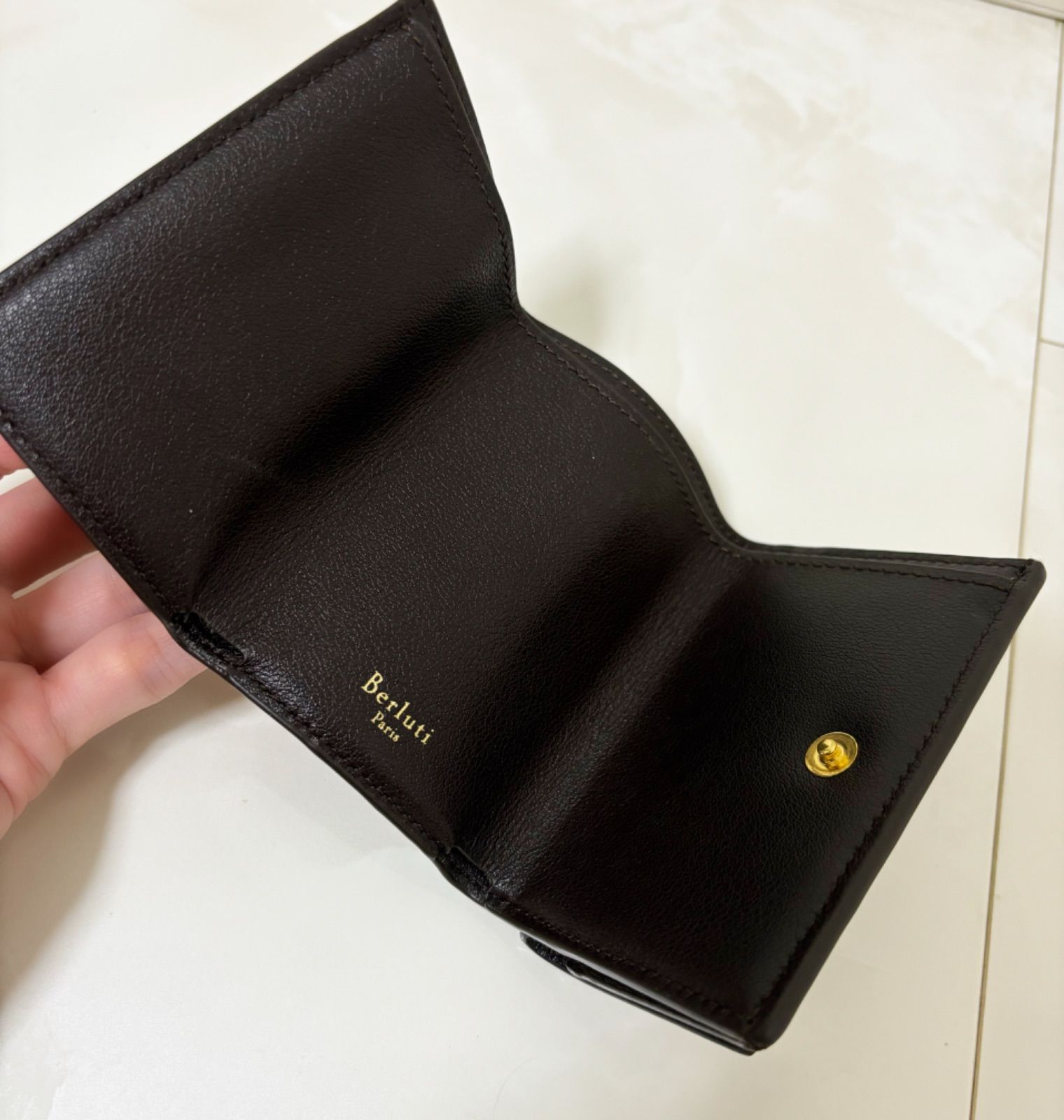 ベルルッティ カリグラフィ コンパクトウォレット レザー ブラウン チェーン付 Berluti ベルルッティ 財布 ミニ財布 コインケース 小銭入れ