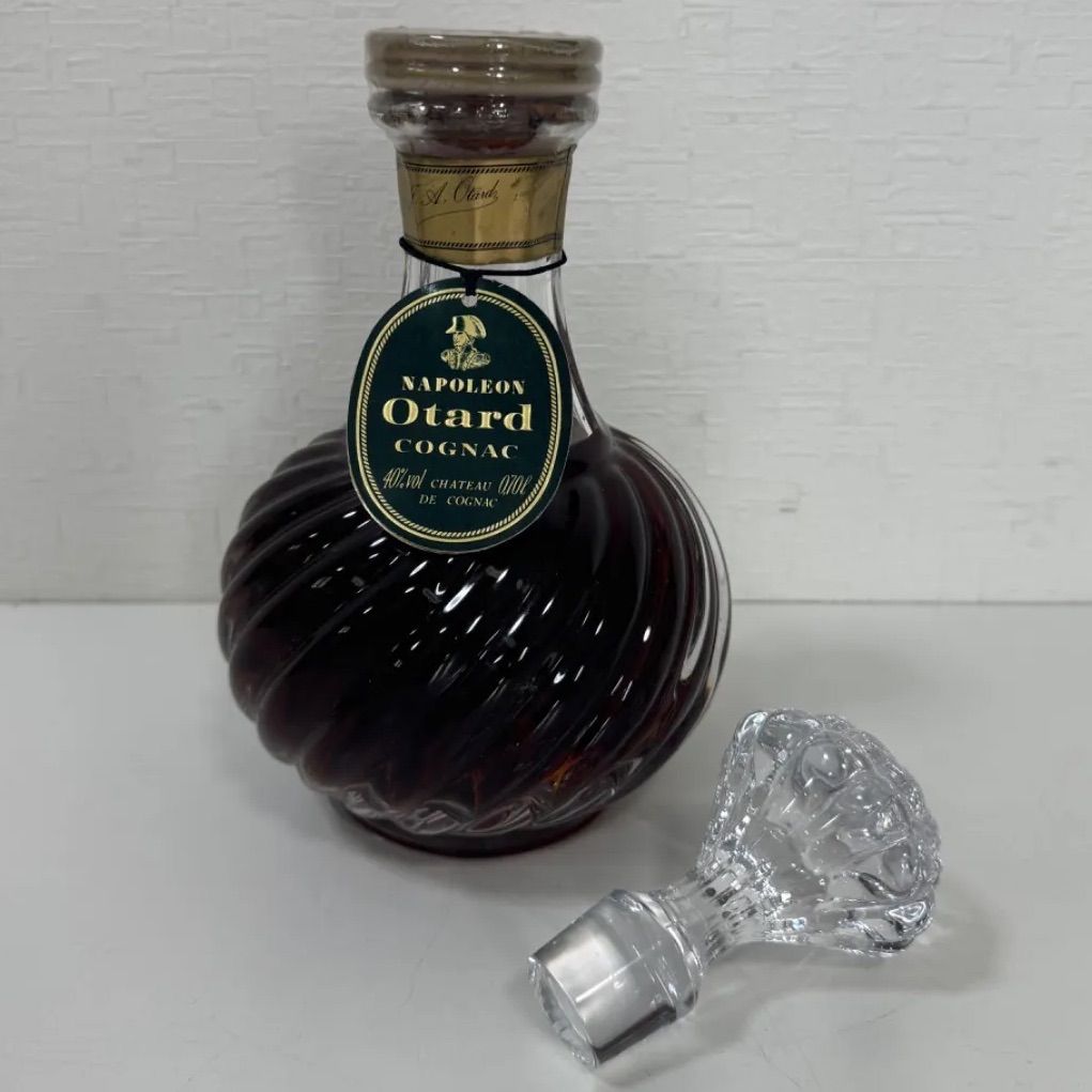 酒【満20歳以上】Otard NAPOLEON COGNAC オタール ナポレオン コニャック エスカルゴ ブランデー 700ml 替栓付 S101  - メルカリ