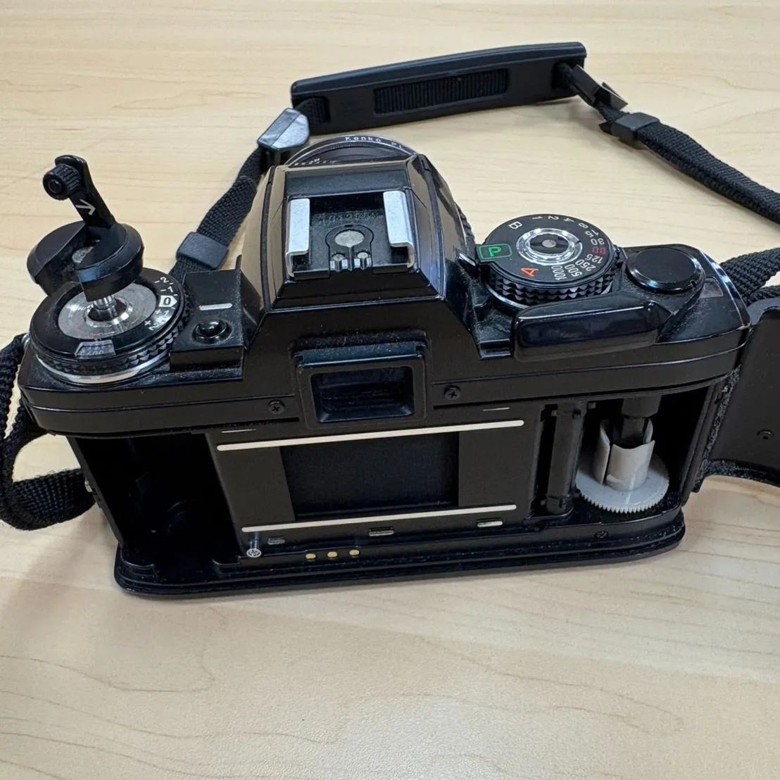 s136 Minolta X-700 一眼レフカメラ レンズ 付属品付き 実用品 MINOLTA X-700 一眼レフカメラ レンズ付き