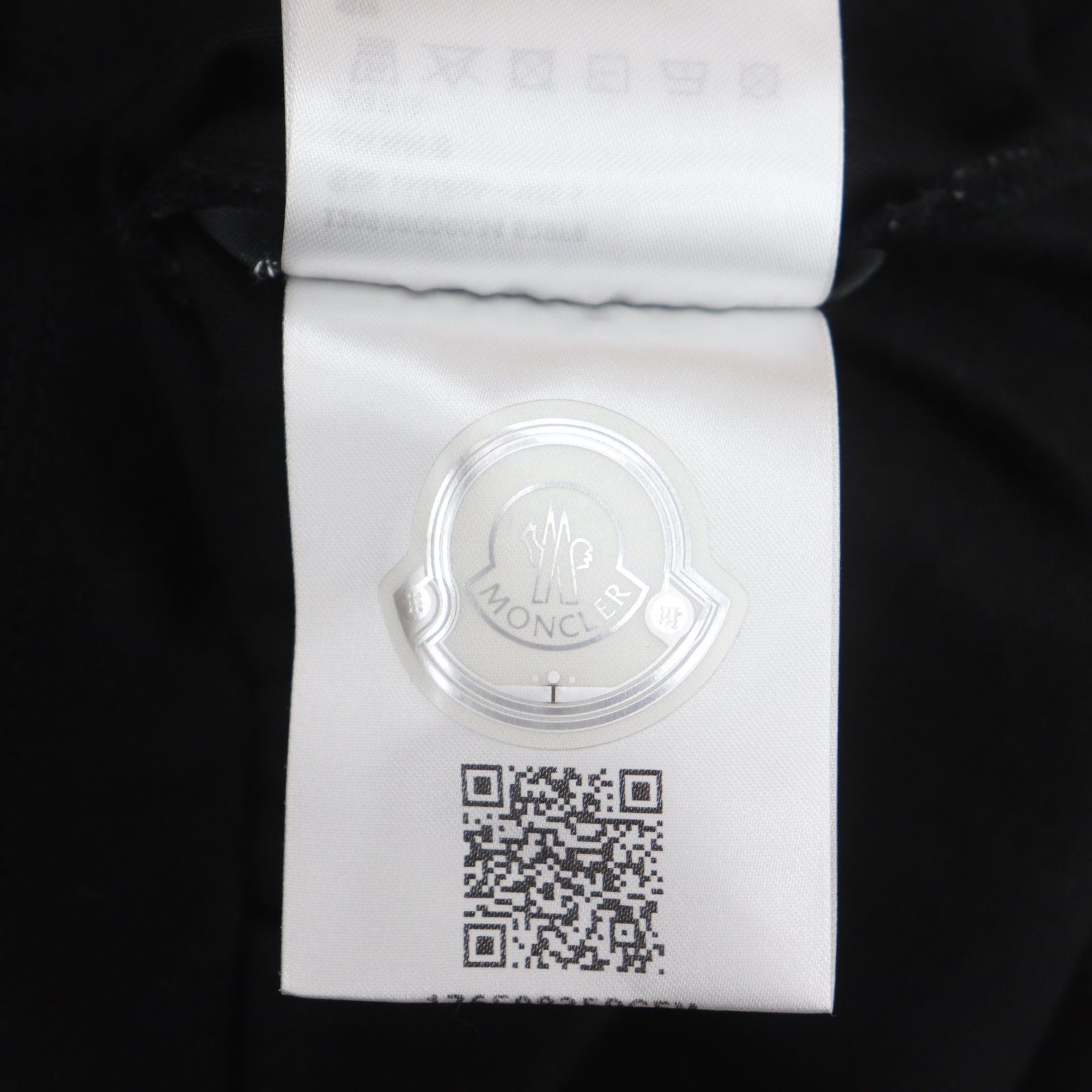 モンクレール MAGLIA