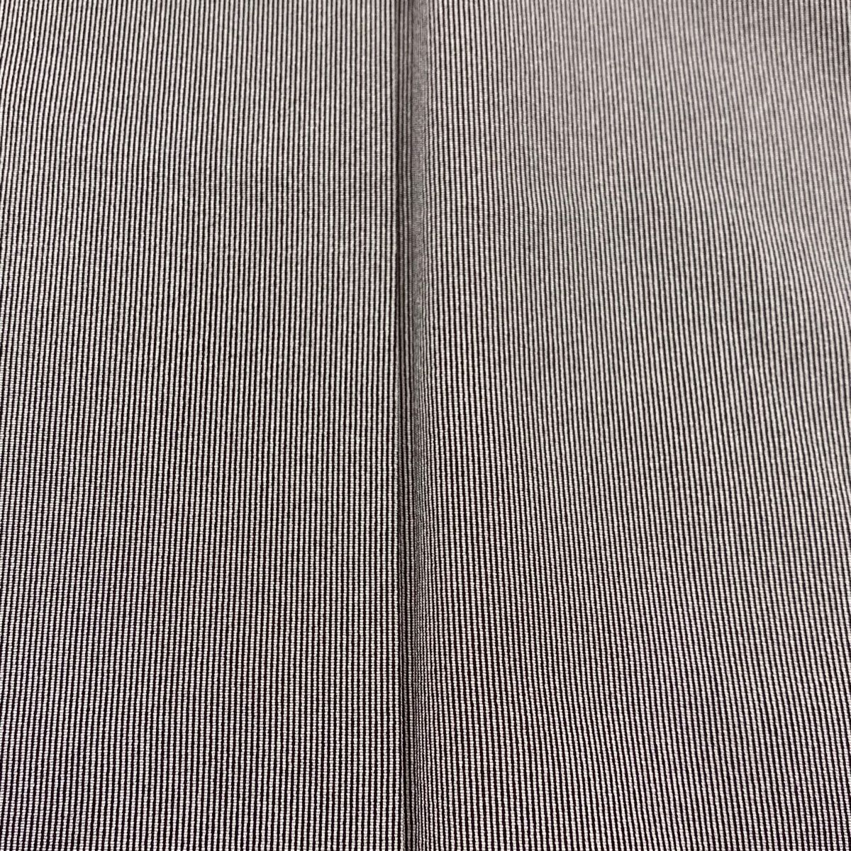 バイセル◇ 着物 名品 小紋 灰色 縦縞 正絹 袷（10月～5月）身丈157cm 裄丈63cm ☆☆☆☆ バイセル 着物 名品 小紋 灰色 縦縞 墨流し 正絹 袷（10月～5月