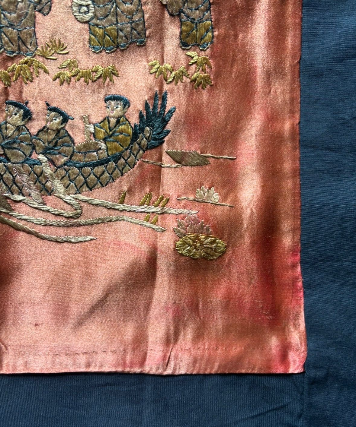 刺繍絵画　タペストリー　アンティーク 中国 刺繍 [龍人物風景絵] 布 中国雑貨 中国画 刺繡画