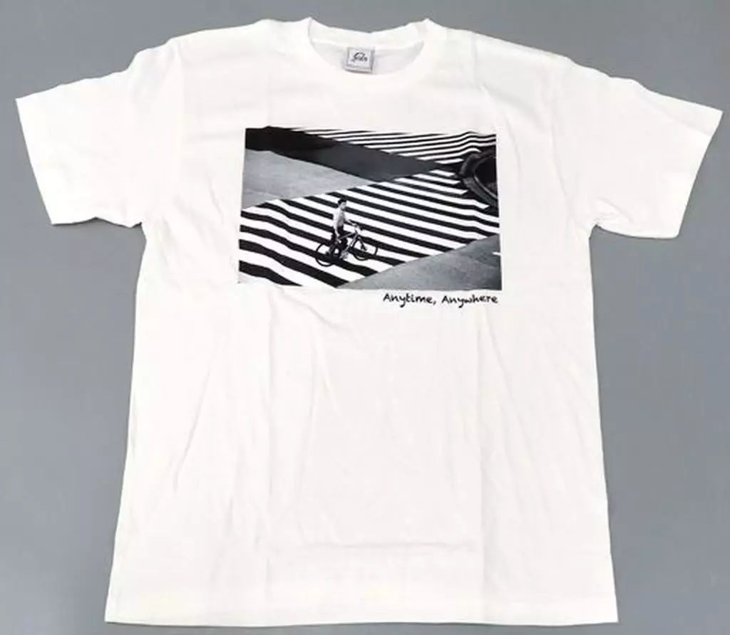 【新品未着用】AAA桑田佳祐　ビンテージTシャツ　ホワイト　Mサイズ　超レア 新品未着用】AAA桑田佳祐 ビンテージTシャツ ホワイト Mサイズ