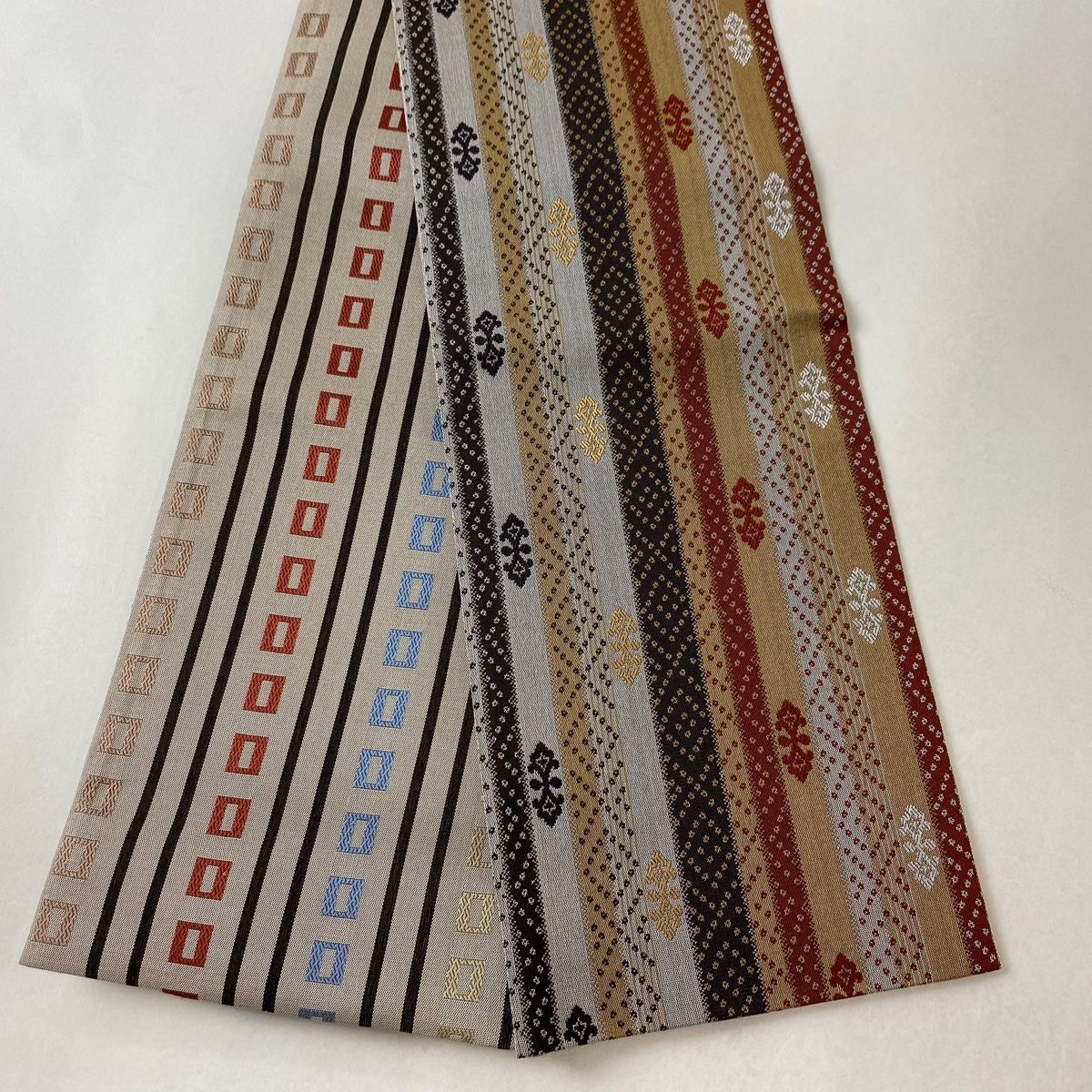 半幅帯 美品 秀品 縞 菱 灰色 正絹 【中古】 - メルカリ 