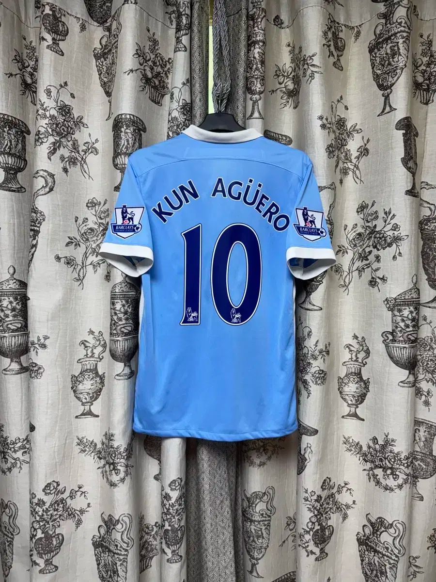 正規品adidasアルゼンチン代表「16」セルヒオ・アグエロ 半袖Mユニフォーム