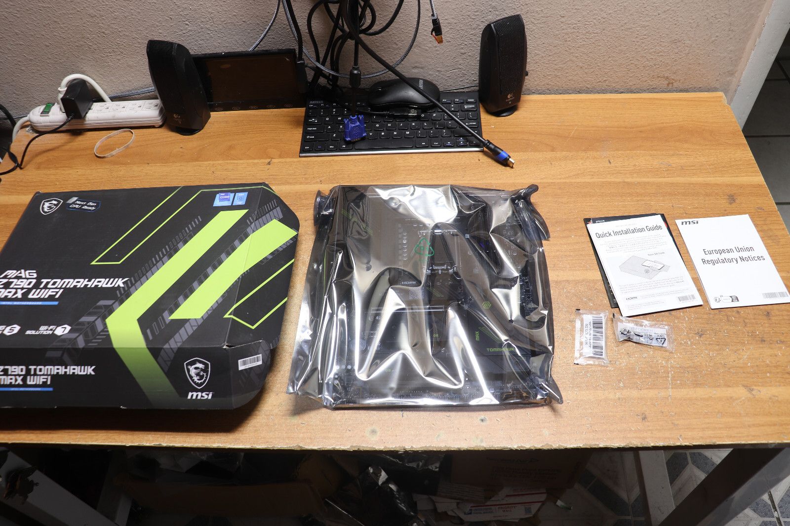MSI MAG Z790 TOMAHAWK MAX WIFI LGA 1700 Intel DDR5 ATX マザーボード 4 読み取り