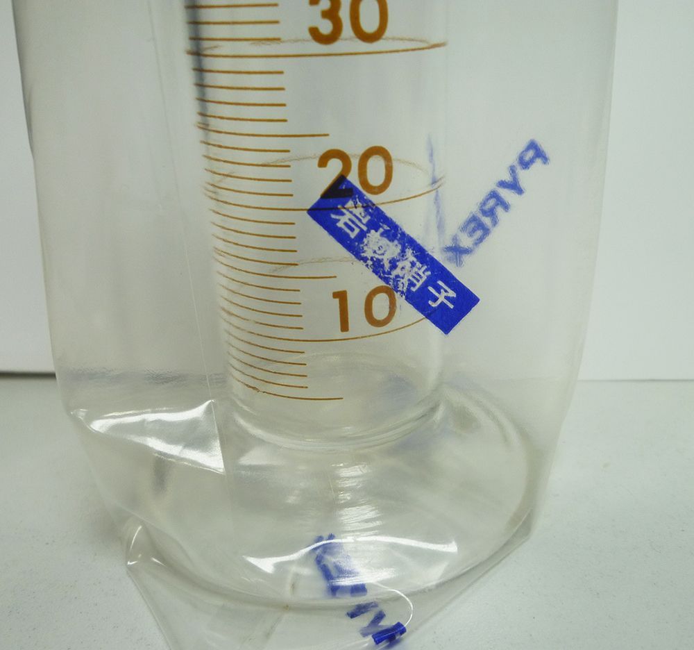 PYREX メスシリンダー 100mL - メルカリ