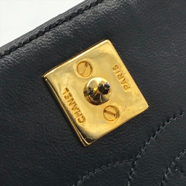 CHANEL マトラッセ ココマーク ラムスキン CHANEL - 良品 CHANEL シャネル マトラッセ 23 ラムスキン ココ