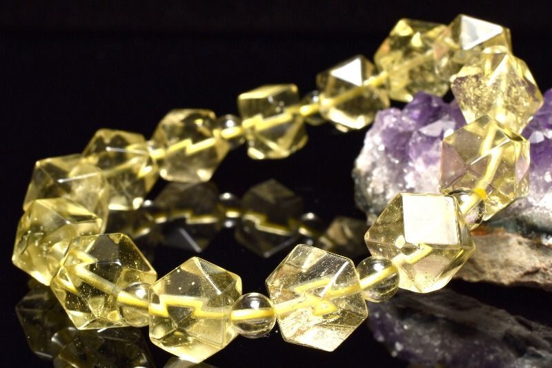 リビアングラス