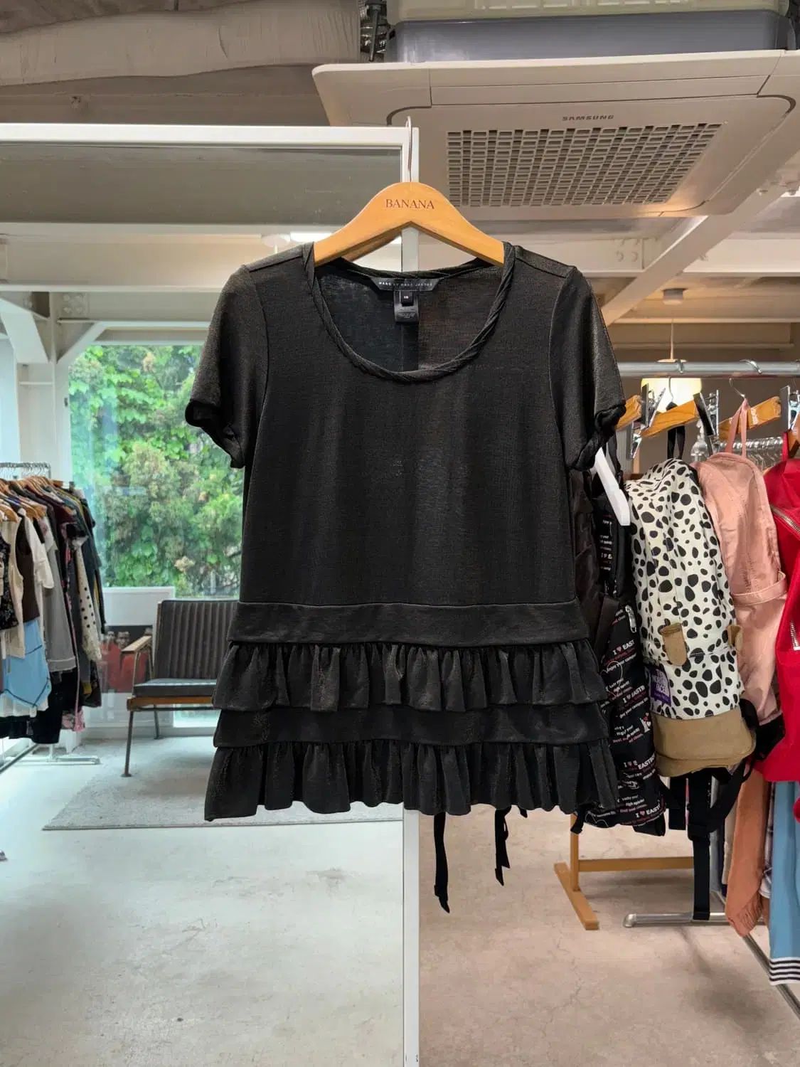 マーク バイ MARCJACOBS マークジェイコブス フリル Tシャツ